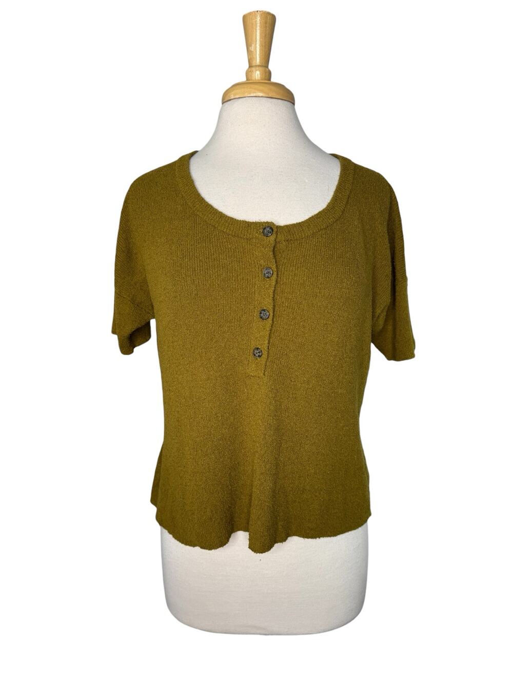 MADEWELL Henley Sweater Tee in Distant Olive Gold Size Medium Womens Knit #AM304